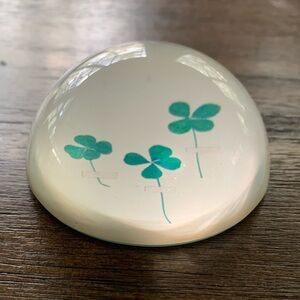🎉Shamrock paperweight